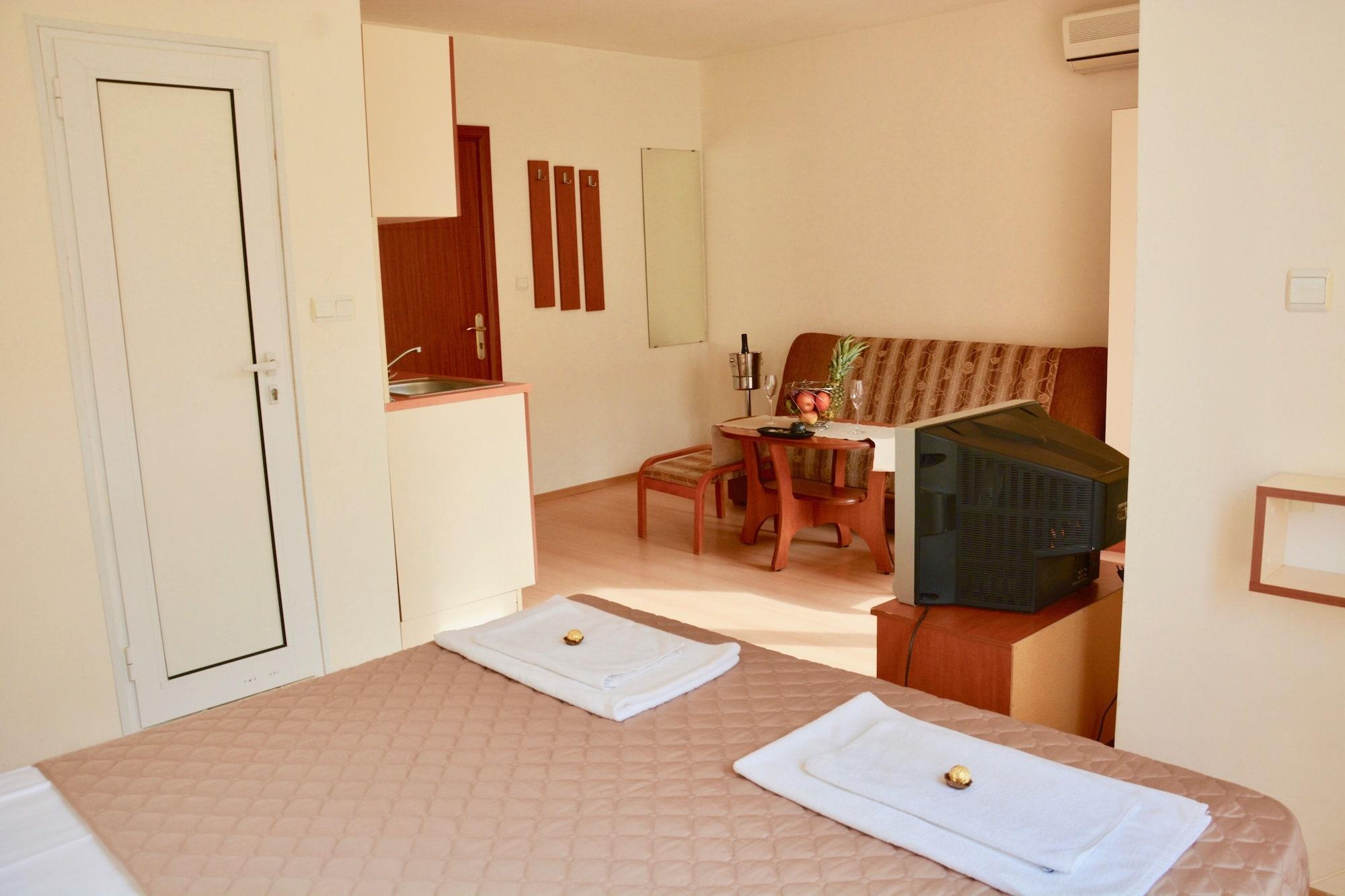 Rainbow 2 Holiday Complex Sunny Beach Eksteriør billede