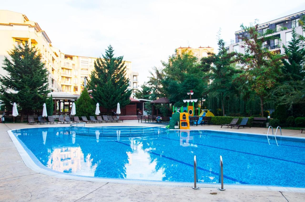 Rainbow 2 Holiday Complex Sunny Beach Eksteriør billede